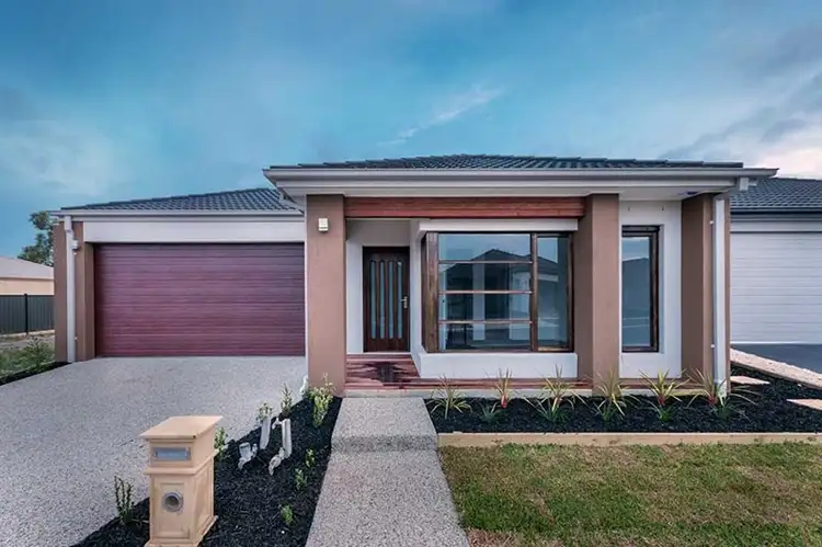 Main view of Homely house listing, 25 Viewmont Avenue, Craigieburn VIC 3064