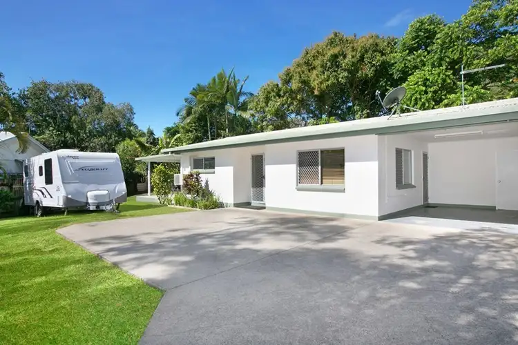 2/7 Hagen Close, Trinity Beach QLD 4879