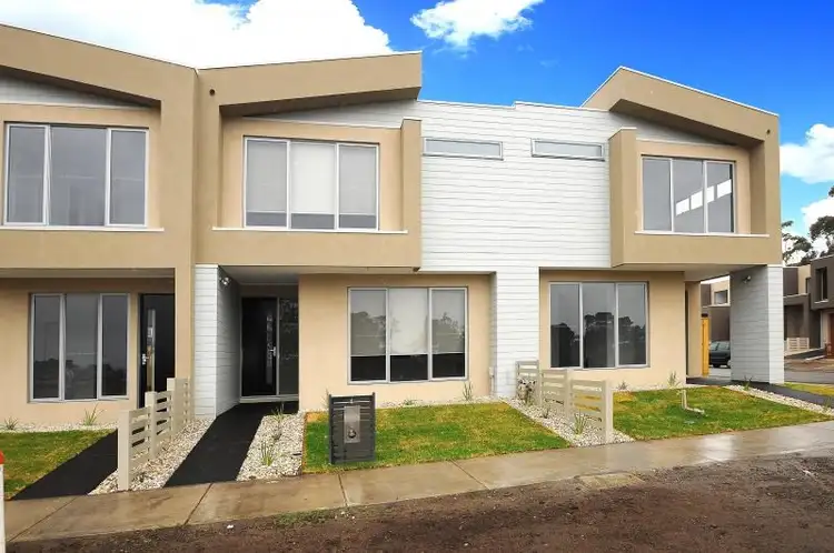 Main view of Homely house listing, 4 Aviara Walk, Cranbourne VIC 3977