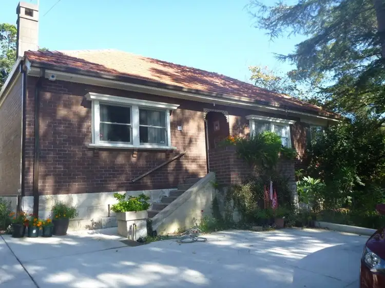88 The Crescent