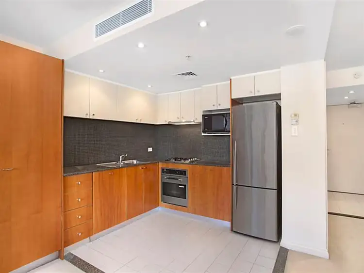 Third view of Homely apartment listing, 450/6 Cowper Wharf Road, Woolloomooloo NSW 2011