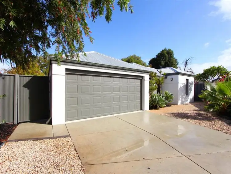 Second view of Homely house listing, 9 Cueesun Court, Redcliffe WA 6104