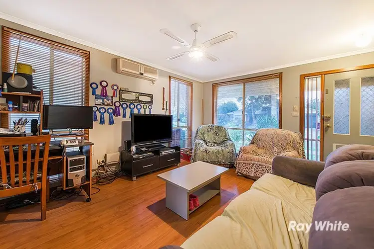 Fifth view of Homely house listing, 8 Willora Crescent, Cranbourne West VIC 3977