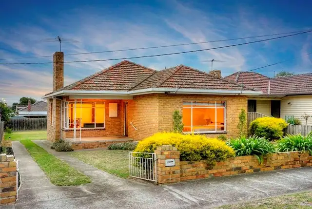 16 Wattle Grove, Reservoir VIC 3073