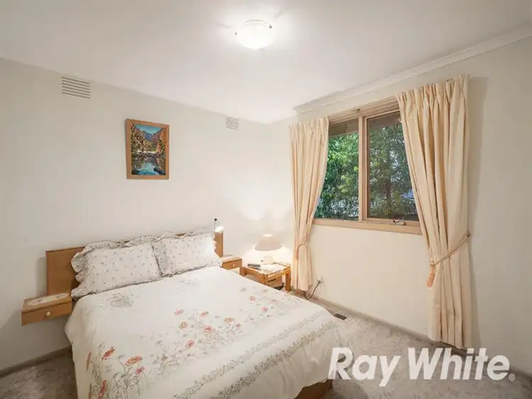 Sixth view of Homely house listing, 5 Orbost Court, Vermont VIC 3133