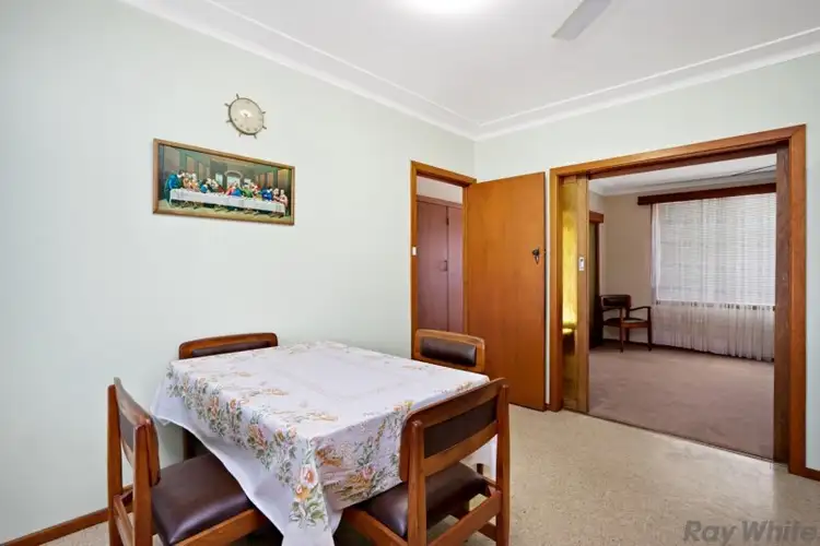 Third view of Homely house listing, 8 Wakehurst Crescent, Metford NSW 2323