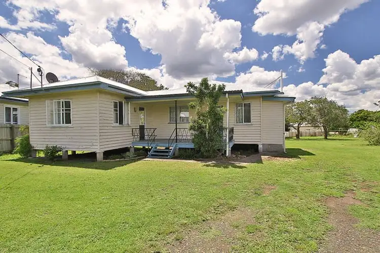 18 Dorothy Street, Silkstone QLD 4304