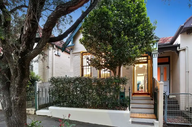 32 London Street, Enmore NSW 2042