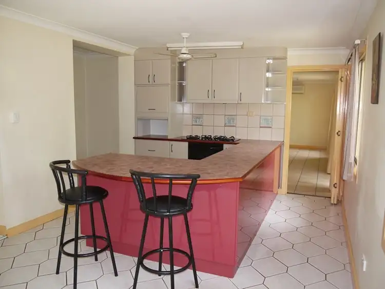 15 Walter Young Street