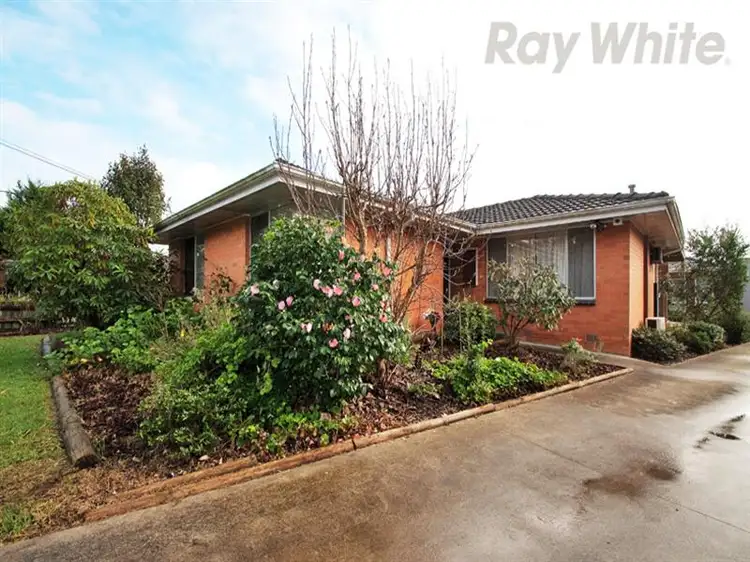 4 WARRUGA Court, Croydon VIC 3136