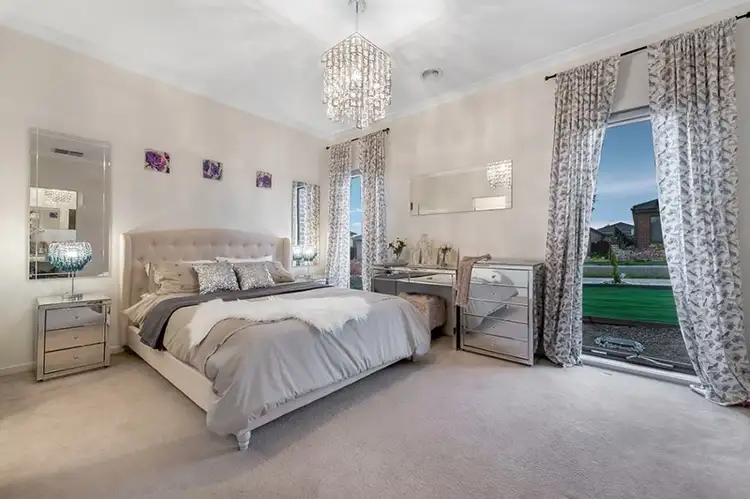 Seventh view of Homely house listing, 4 Iron Bridge Road, Craigieburn VIC 3064