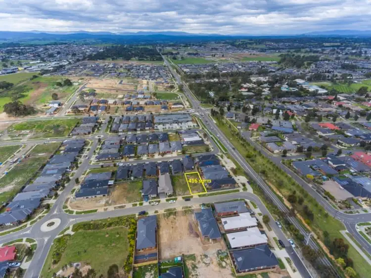 13 Picturesque Avenue, Doreen VIC 3754