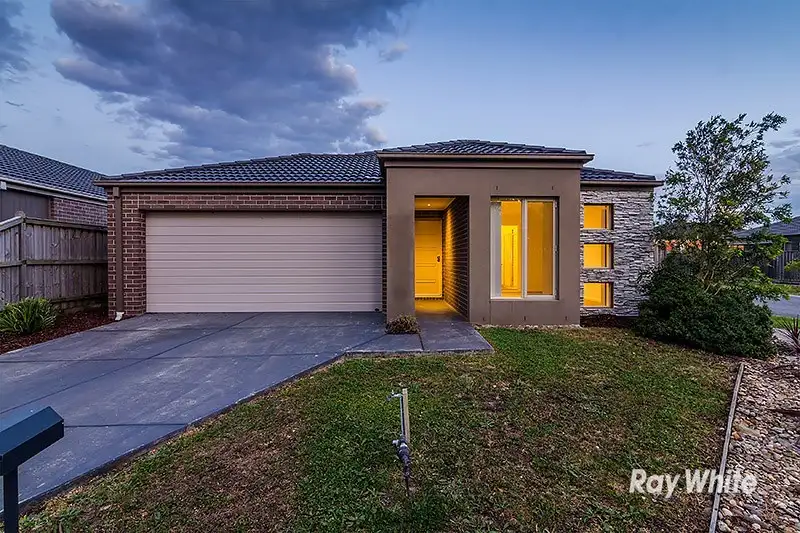 Main view of Homely house listing, 2 Islington Avenue, Cranbourne North VIC 3977