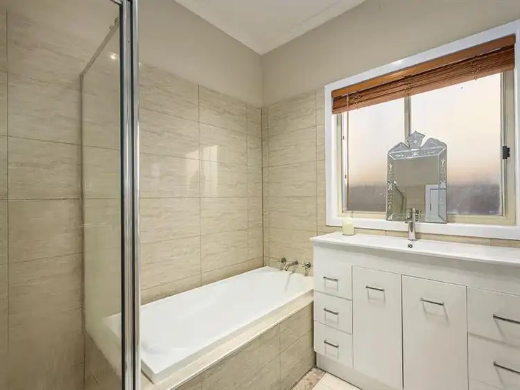 Fifth view of Homely unit listing, 1/17 Gertrude Street, Templestowe Lower VIC 3107