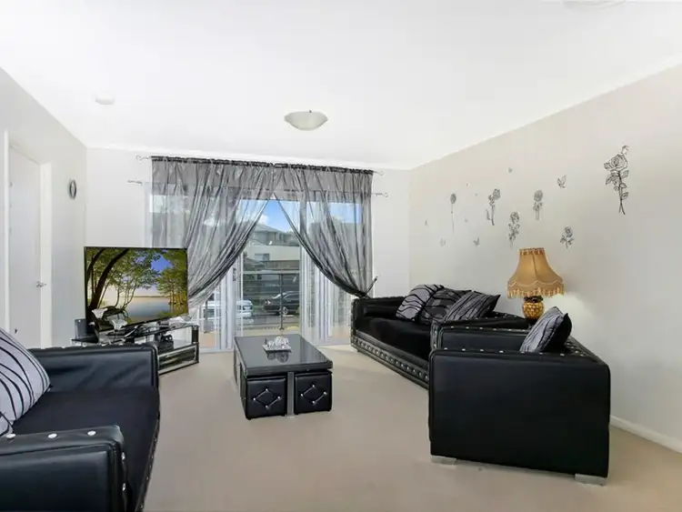 Second view of Homely house listing, 1/21 Cronin Place, Bonnyrigg NSW 2177