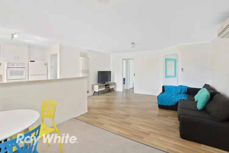 Fifth view of Homely house listing, 2/28 Cameron Crescent, Lara VIC 3212