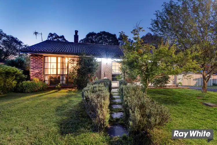 13 Mcquade Close, Charnwood ACT 2615