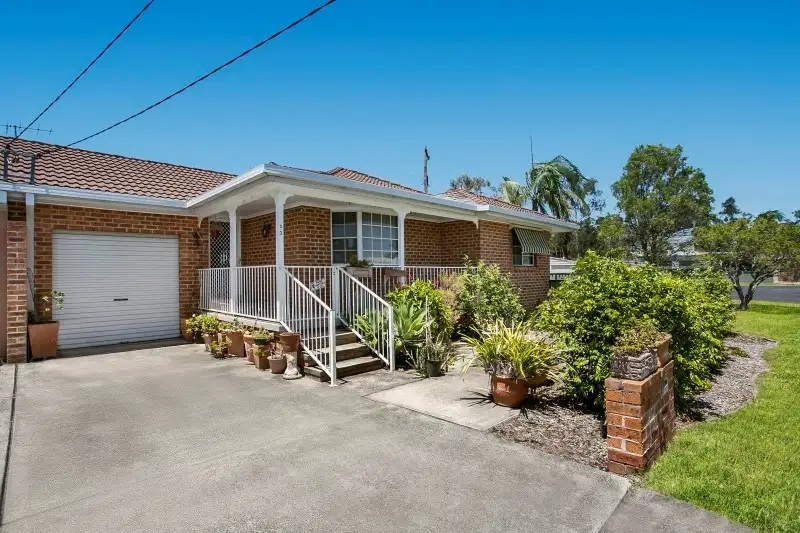 Main view of Homely house listing, 2/3 Jenkins Street, Davistown NSW 2251