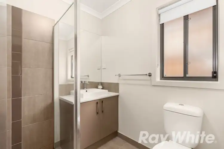 Seventh view of Homely house listing, 28 Gyrfalcon Way, Doreen VIC 3754
