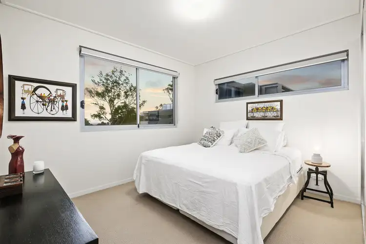 Fifth view of Homely unit listing, 3301/1-8 Nield Avenue, Greenwich NSW 2065