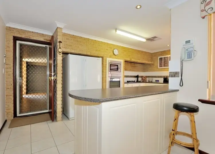 Seventh view of Homely house listing, 2 Rome Way, Dianella WA 6059