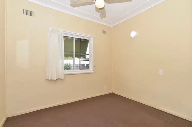 Sixth view of Homely house listing, 4 Cogra Road, Woy Woy NSW 2256