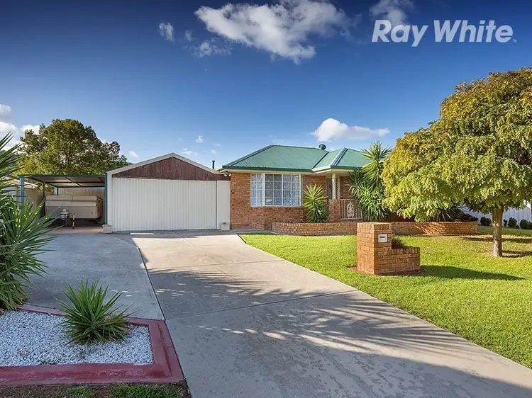 8 Creighton Court, Lavington NSW 2641