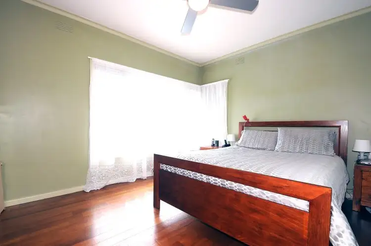 Fifth view of Homely house listing, 18 Ireland Street, Seaford VIC 3198