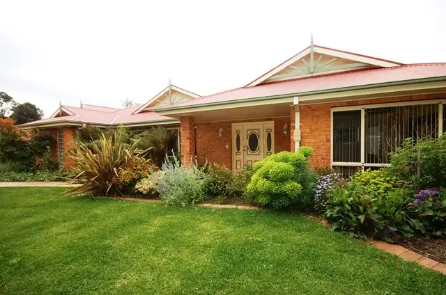 Main view of Homely house listing, 25 Blue Ridge Drive, Mooroolbark VIC 3138