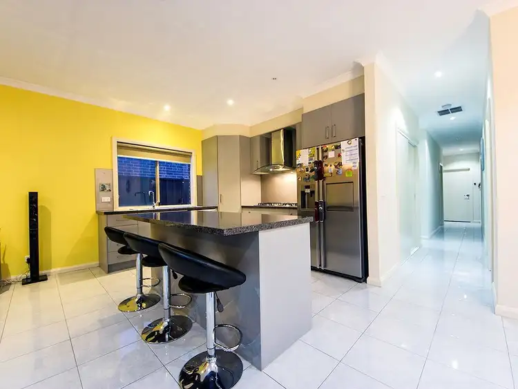 Fifth view of Homely house listing, 6 Reginato Court, Tarneit VIC 3029