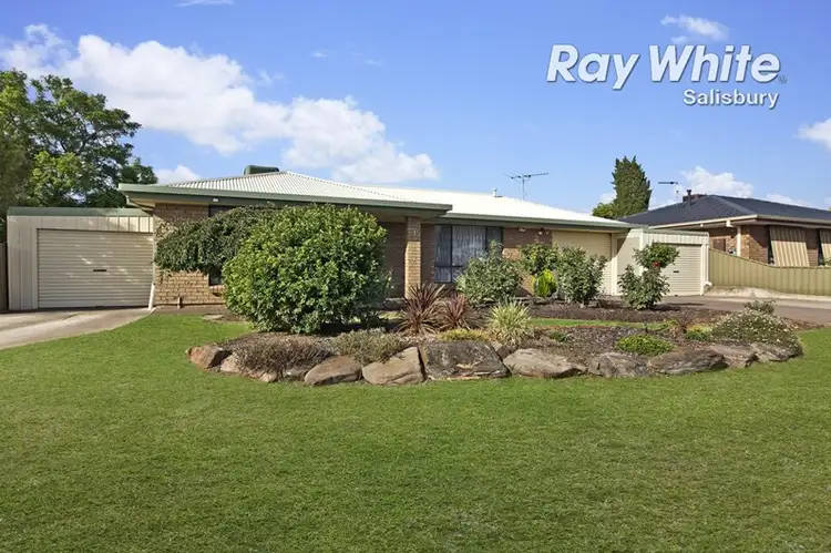15 Tatura Court, Craigmore SA 5114