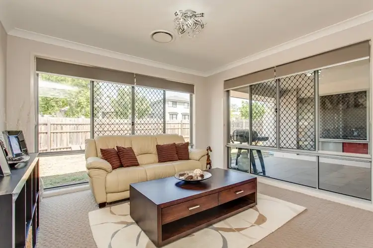 Fifth view of Homely house listing, 6 Van Asch Close, Doolandella QLD 4077