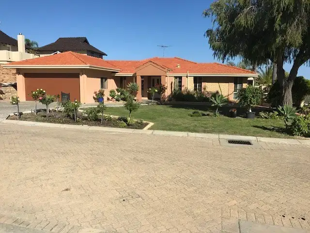 2 Cadiz Court, Sorrento WA 6020