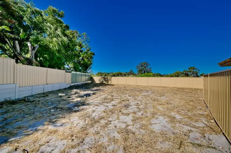 16A Rokebury Way, Morley WA 6062