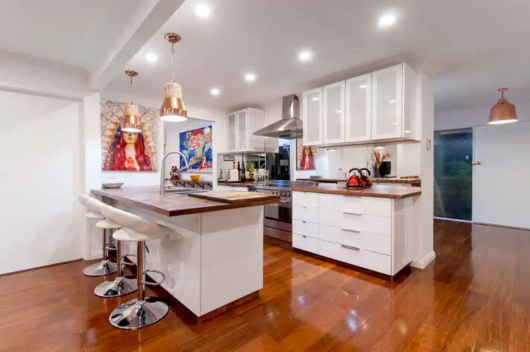 Second view of Homely house listing, 7 Camden Court, Frankston VIC 3199