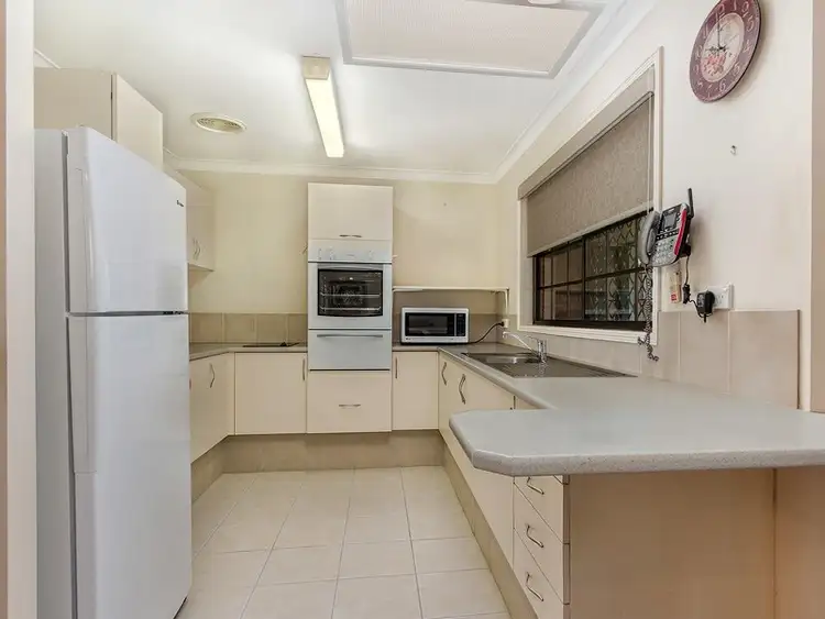 Sixth view of Homely villa listing, 5/160 Bardon Avenue, Miami QLD 4220