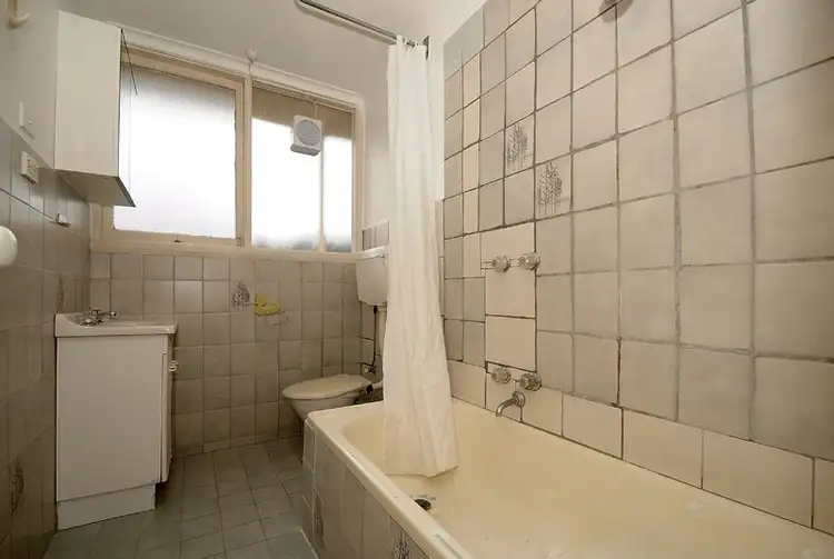 Seventh view of Homely unit listing, 4/20 Broadway, Bonbeach VIC 3196