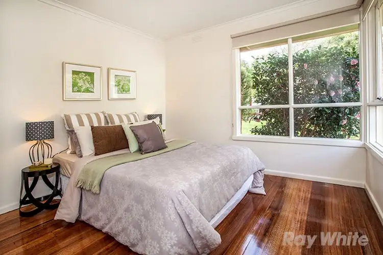 Seventh view of Homely house listing, 15 Lusk Drive, Vermont VIC 3133
