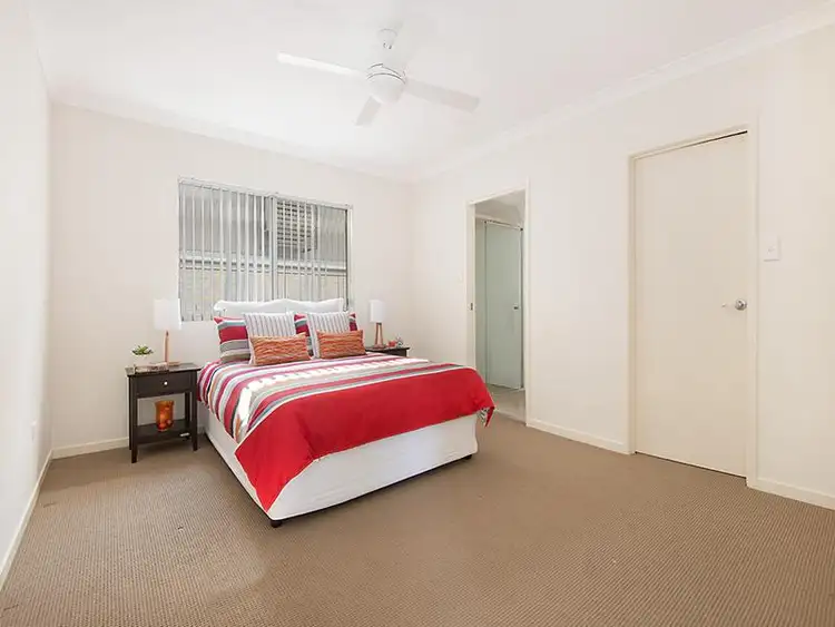 Sixth view of Homely unit listing, 1/18 Zenith Avenue, Chermside QLD 4032