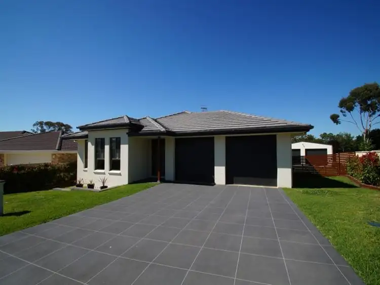 5 Bill Watson Avenue, Armidale NSW 2350