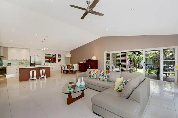7 Bessy Close, Yamba NSW 2464