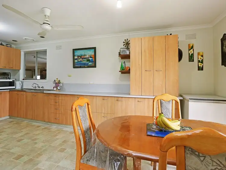 Fifth view of Homely house listing, 9 Flower Court, Grovedale VIC 3216