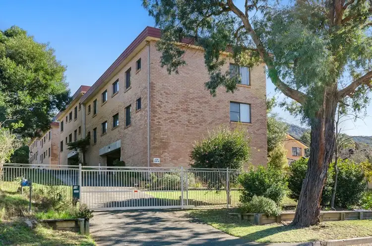 Main view of Homely house listing, 10/18 High Street, Woonona NSW 2517