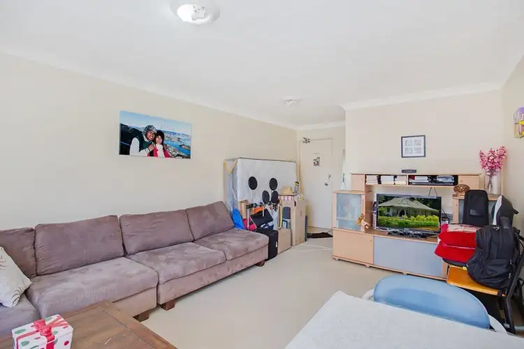 Third view of Homely unit listing, 6/5 Mountain view Avenue, Miami QLD 4220