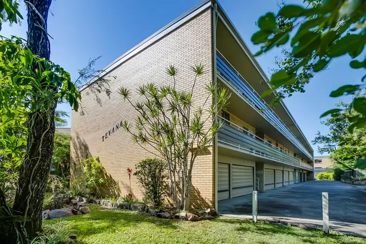 Main view of Homely unit listing, 5/562 Logan Road, Greenslopes QLD 4120
