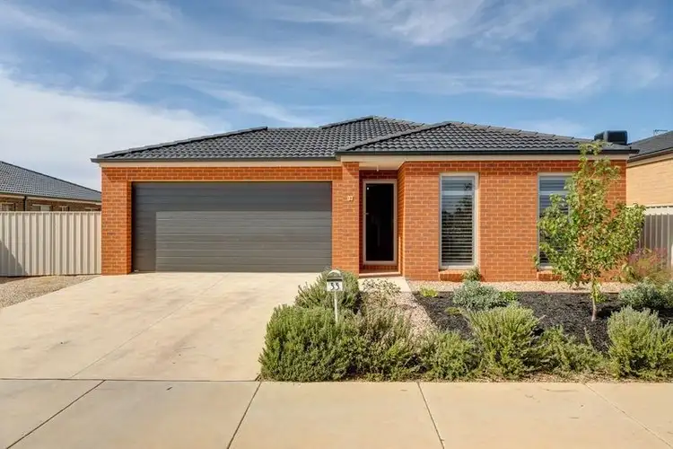 Main view of Homely house listing, 33 Garden Drive, Epsom VIC 3551