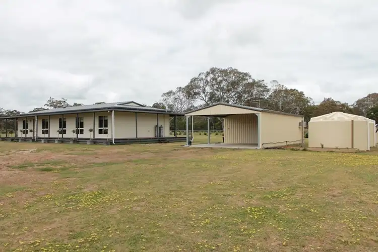 Second view of Homely house listing, 32 Willis Street, Cavendish VIC 3314