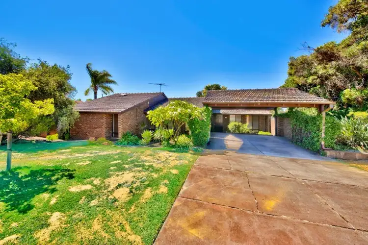 2 Barnard Place, Noranda WA 6062