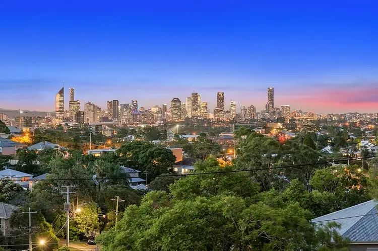 140 Sackville Street, Greenslopes QLD 4120