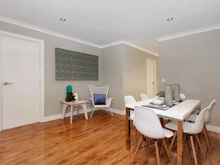Sixth view of Homely house listing, 10 Kensington Court, Cooloongup WA 6168